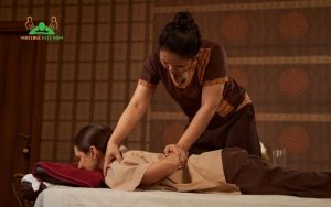 massage hoàng cung bình dương